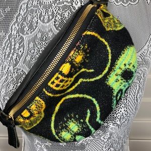 skull fanny pack